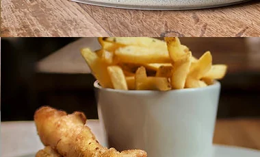 Pub chips and classic dish at The Pelham Arms