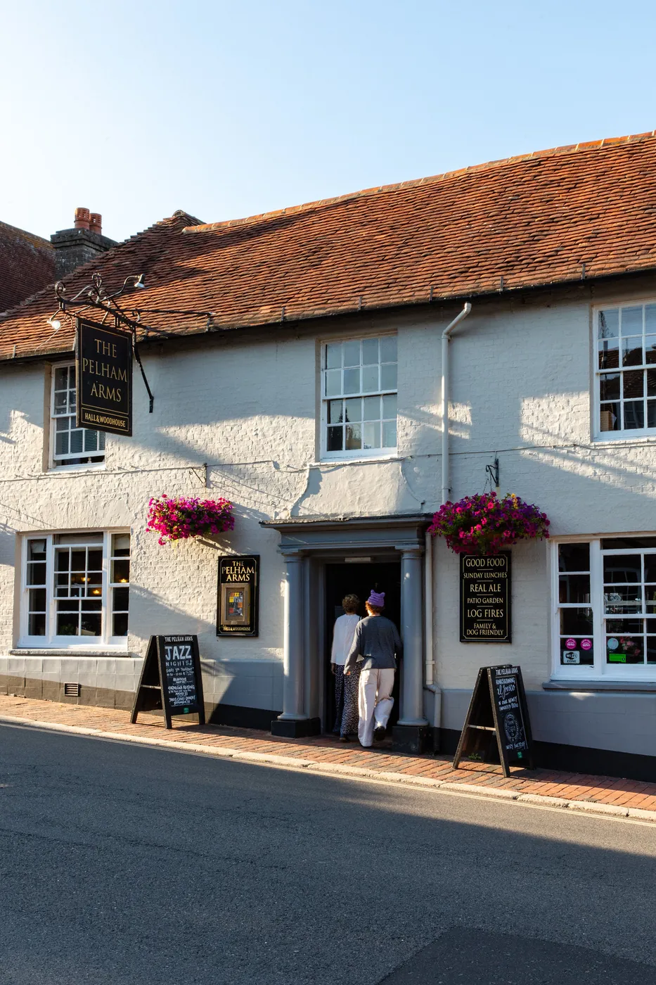 Life at The Pelham Arms in Lewes — photograph 5